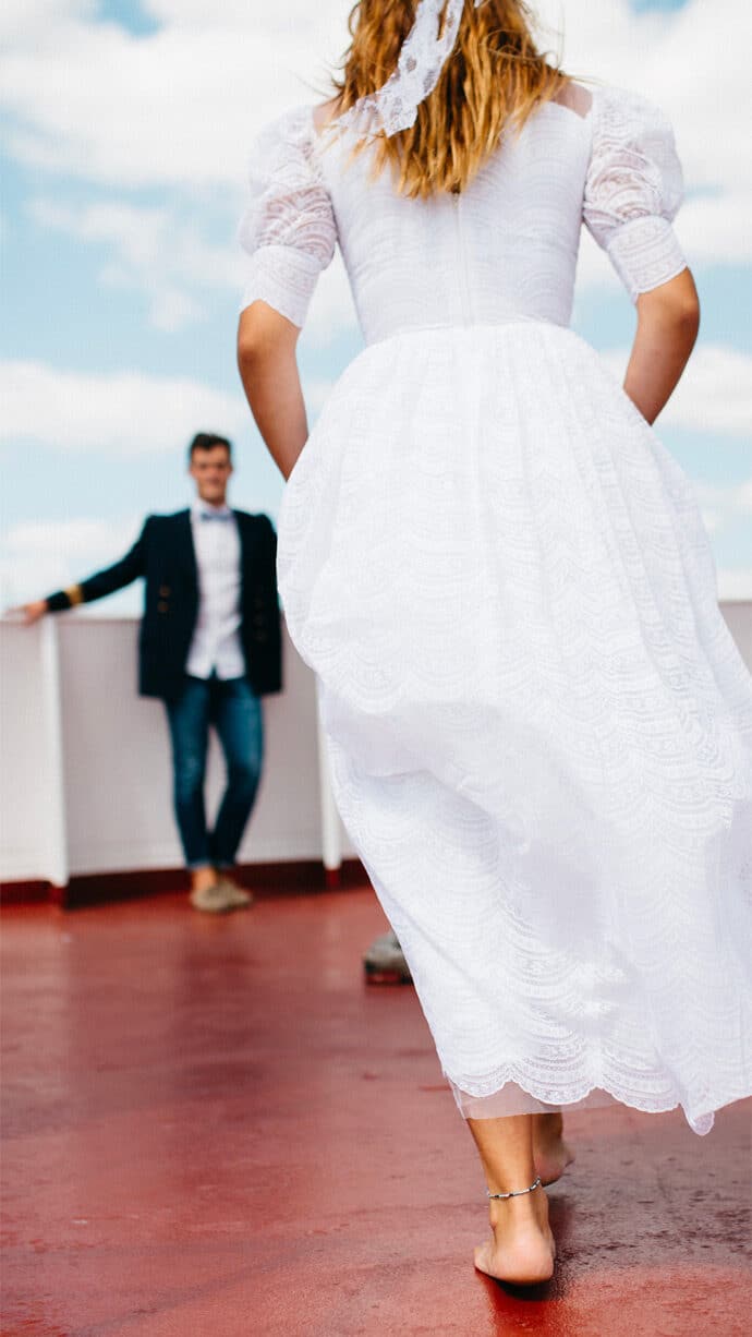 shooting_by_the_sea_love_session_la_rochelle_ile_de_re_festival_mariage_wedding_blog_09-8698013