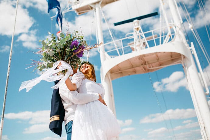 shooting_by_the_sea_love_session_la_rochelle_ile_de_re_festival_mariage_wedding_blog_27-6497108