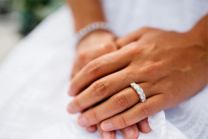 shooting_by_the_sea_love_session_la_rochelle_ile_de_re_festival_mariage_wedding_blog_31-3589461