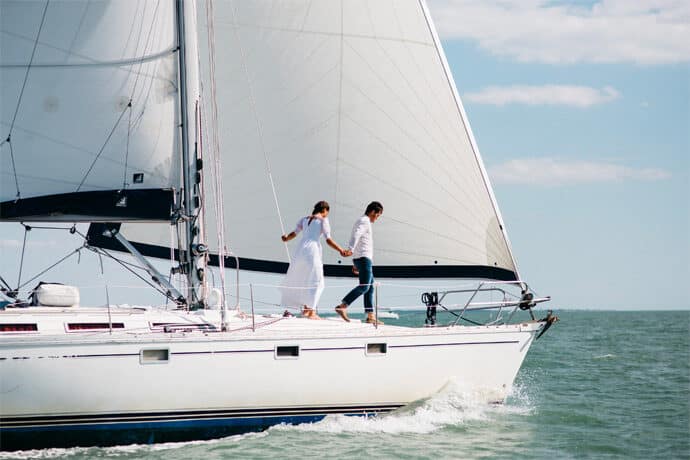 shooting_by_the_sea_love_session_la_rochelle_ile_de_re_festival_mariage_wedding_blog_61-5322512