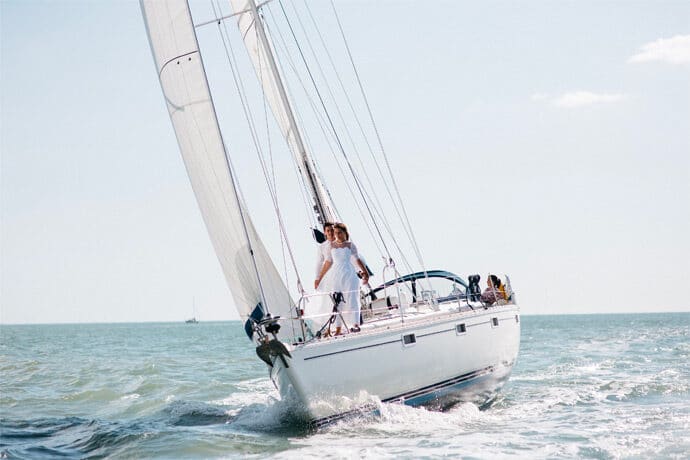 shooting_by_the_sea_love_session_la_rochelle_ile_de_re_festival_mariage_wedding_blog_63-2481946