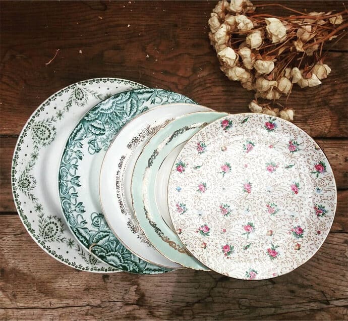 vaisselle_blanche_patine_location_vente_objets_decoration_table_theme_boheme_champetre_chic_eco_solidaire_made_in_france_blog_mariage_09-7079659