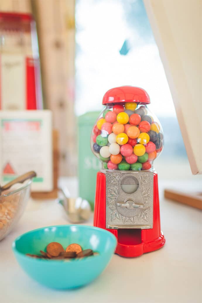 le_mariage_retro_de_c_et_loire_atlantique_photographe_camille_marciano_decoration_blog_35-6942138