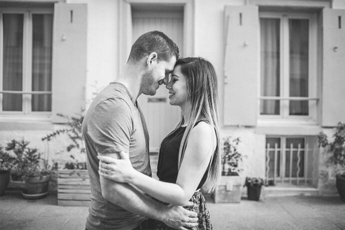 love_session_rue_cremieux_paris_loriane_et_mathias_photographe_camille_marciano_blog_mariage_04-1810079