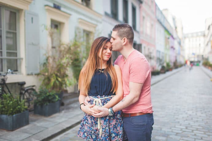 love_session_rue_cremieux_paris_loriane_et_mathias_photographe_camille_marciano_blog_mariage_23-1231512
