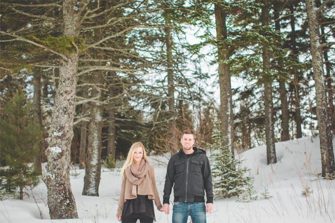 love_session_sous_la_neige_emilie_et_jonathan_au_quebec_photographe_camille_marciano__blog_mariage_18-7211522