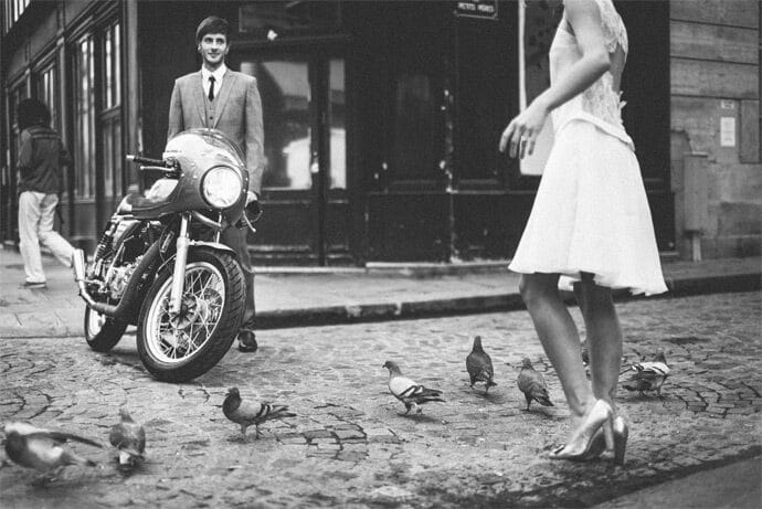 shooting_inspiration_gold_black_and_white_gagner_une_robe_de_mariee_courte_civile_videaste_photographe_blog_mariage_01-9788097