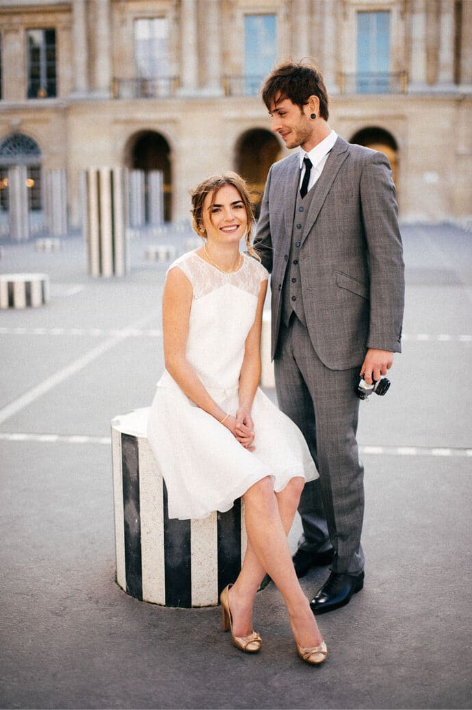 shooting_inspiration_gold_black_and_white_gagner_une_robe_de_mariee_courte_civile_videaste_photographe_blog_mariage_48-1887671