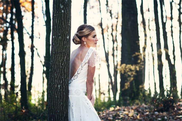 shooting_inspiration_mariage_urban_nature_decoration_robes_de_mariee_caroline_quesnel_photographe_raphael_keita_bijoux_make_up_coiffure_wedding_blog_donne_moi_ta_main_17-4943485