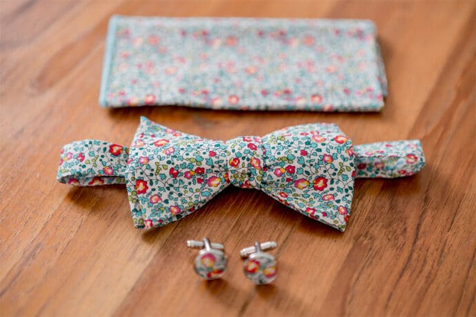 mariage_bourgogne_franche_comte_yonne_robe_de_mariee_laure_de_sagazan_noeud_papillon_decoration_liberty_pastel_champetre_photographe_camille_collin_blog_mariage_20-9692107