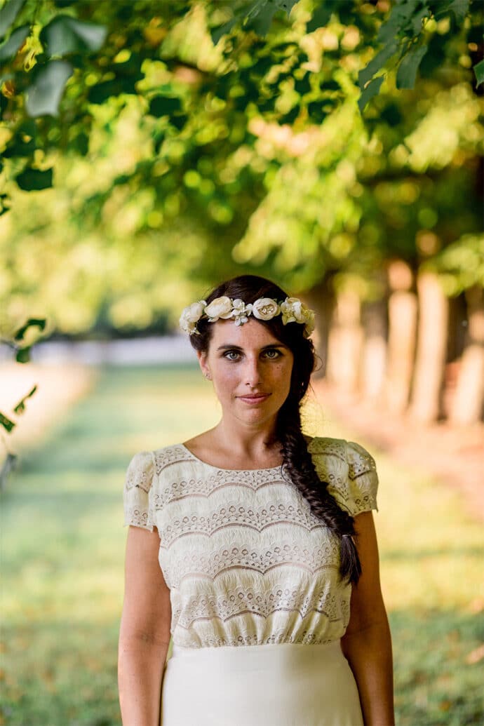 mariage_bourgogne_franche_comte_yonne_robe_de_mariee_laure_de_sagazan_noeud_papillon_decoration_liberty_pastel_champetre_photographe_camille_collin_blog_mariage_52-6569511