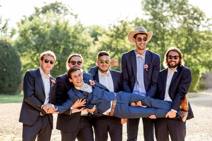 mariage_bourgogne_franche_comte_yonne_robe_de_mariee_laure_de_sagazan_noeud_papillon_decoration_liberty_pastel_champetre_photographe_camille_collin_blog_mariage_56-9586478