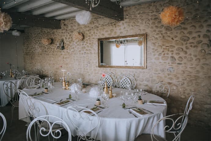 mariage_marine_pierre_robe_de_mariee_photographe_videaste_soulpics_lieu_de_reception_ariege_occitanie_traiteur_glacier_theme_champetre_couleurs_pastel_blog_or_mariage_110-3680379
