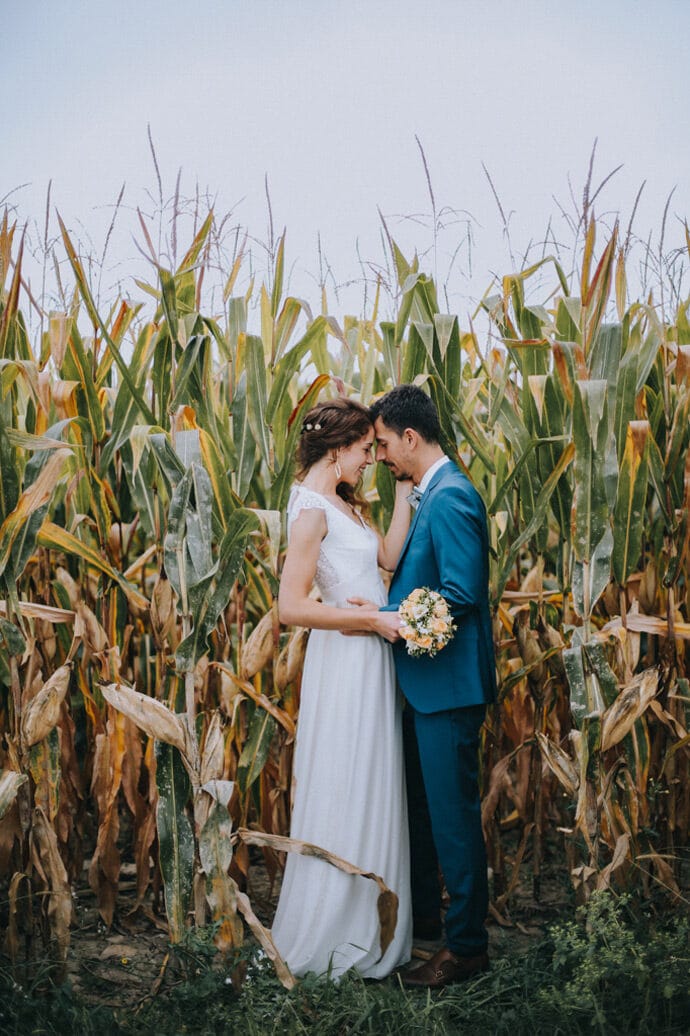 mariage_marine_pierre_robe_de_mariee_photographe_videaste_soulpics_lieu_de_reception_ariege_occitanie_traiteur_glacier_theme_champetre_couleurs_pastel_blog_or_mariage_90-8741117