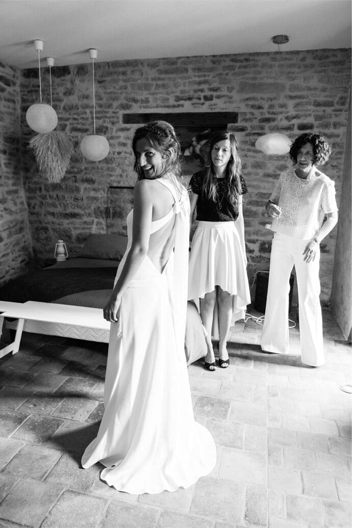 mariage_marine_romain_auvergne_rhone_alpes_photographe_decoration_lieu_de_reception_wedding_blog_donne_moi_ta_main_07-9765985