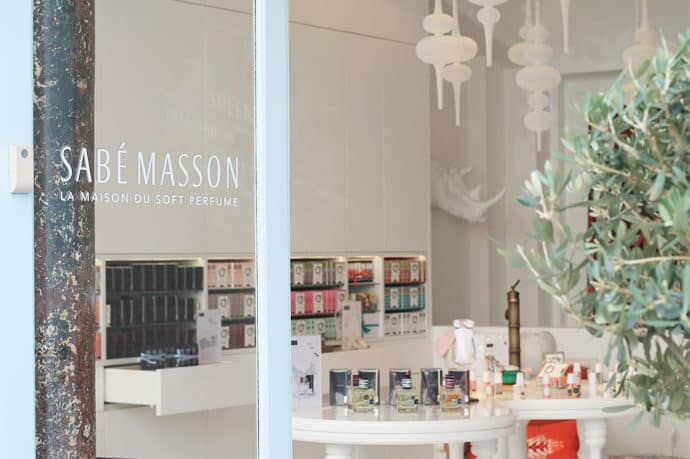 parfums_solides_sabe_masson_soin_beurre_karite_tiare_mangue_sans_alcool_sans_paraben_fragrances_future_mariee_wedding_blog_mariage_01-8672285