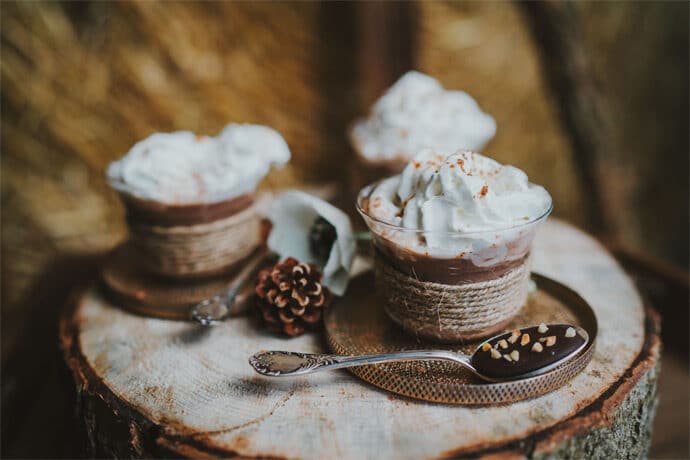 shooting_dinspiration_mariage_theme_hivernal_en_alsace_robe_de_mariee_photographe_traiteur_patissier_chocolatier_decoration_blog_mariage_01_09-6312322