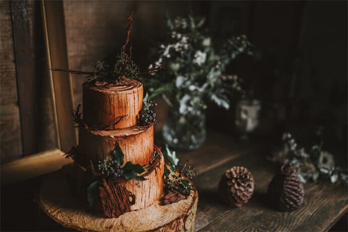shooting_dinspiration_mariage_theme_hivernal_en_alsace_robe_de_mariee_photographe_traiteur_patissier_chocolatier_decoration_blog_mariage_09-3233350