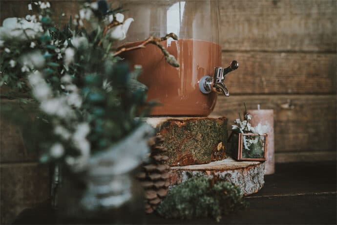 shooting_dinspiration_mariage_theme_hivernal_en_alsace_robe_de_mariee_photographe_traiteur_patissier_chocolatier_decoration_blog_mariage_19-6525877