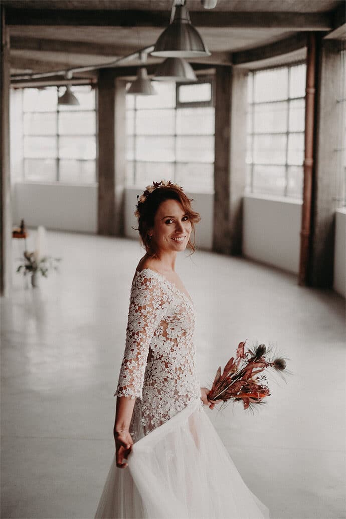 shooting_dinspiration_mariage_theme_industriel_minimaliste_decoration_preparatif_photographe_bel_esprit_robedemariee_blog_mariage_03-9994370