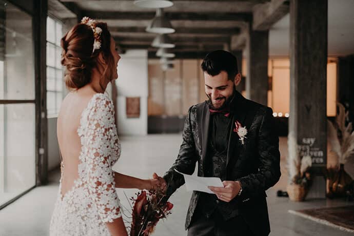 shooting_dinspiration_mariage_theme_industriel_minimaliste_decoration_preparatif_photographe_bel_esprit_robedemariee_blog_mariage_57-6761907