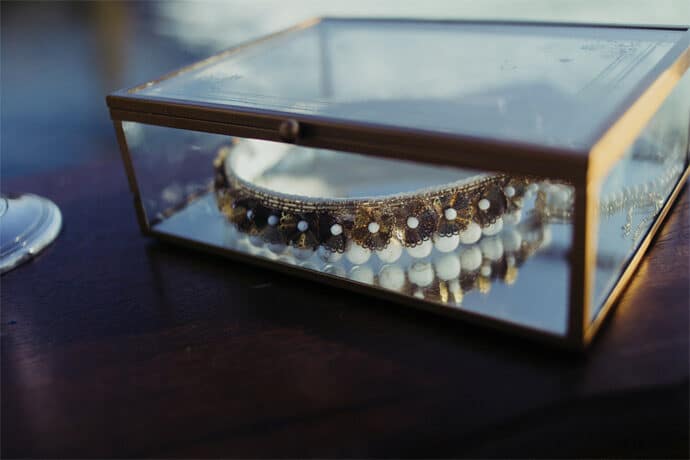 shooting_inspiration_mariage_la_vague_a_l_ame_nature_robe_de_mariee_headband_decoration_patisserie_photographe_mariage_nicky_rasa_auvergne_rhone_alpes_blog_03-4783921