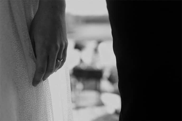 shooting_inspiration_mariage_la_vague_a_l_ame_nature_robe_de_mariee_headband_decoration_patisserie_photographe_mariage_nicky_rasa_auvergne_rhone_alpes_blog_09-3803357