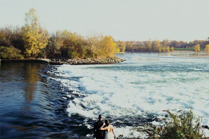 shooting_inspiration_mariage_la_vague_a_l_ame_nature_robe_de_mariee_headband_decoration_patisserie_photographe_mariage_nicky_rasa_auvergne_rhone_alpes_blog_17-2119720
