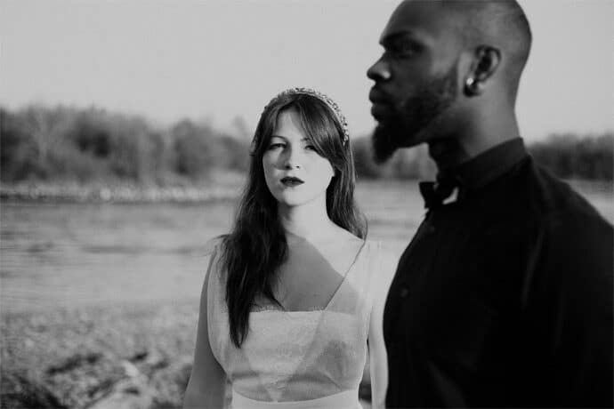 shooting_inspiration_mariage_la_vague_a_l_ame_nature_robe_de_mariee_headband_decoration_patisserie_photographe_mariage_nicky_rasa_auvergne_rhone_alpes_blog_22-7727836