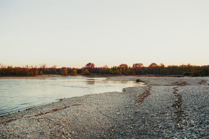 shooting_inspiration_mariage_la_vague_a_l_ame_nature_robe_de_mariee_headband_decoration_patisserie_photographe_mariage_nicky_rasa_auvergne_rhone_alpes_blog_33-9551893