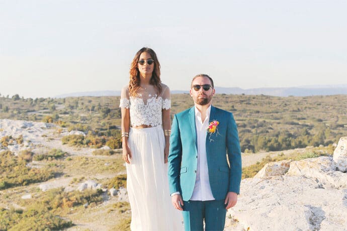 shooting_inspiration_mariage_theme_folk_mexicain_wedding_planner_decoration_photographe_caroline_feraud_robe_de_mariee_jeanne_source_papeterie_max_joe_blog_mariage_18-6181991