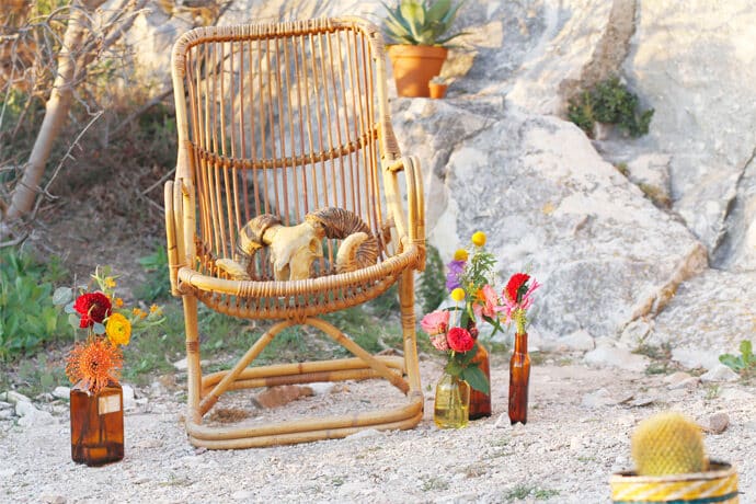 shooting_inspiration_mariage_theme_folk_mexicain_wedding_planner_decoration_photographe_caroline_feraud_robe_de_mariee_jeanne_source_papeterie_max_joe_blog_mariage_58-8253715