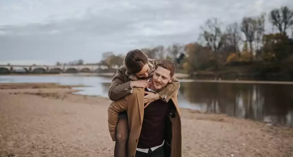 brianphotographe-com-tours-seance-photo-couple-engagement-tours-aurelie-pierre-0100-1024x682-3660483