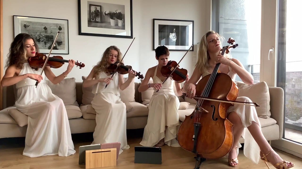 la-musique-de-mariage-a-leglise-une-ambiance-unique-pour-un-moment-inoubliable-2