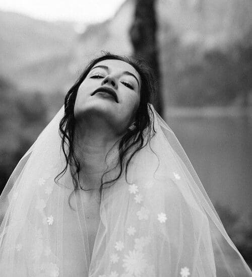 elise-hameau-robe-mariee-mariage-ceremonie-2018-maud-chalard_01-6337064